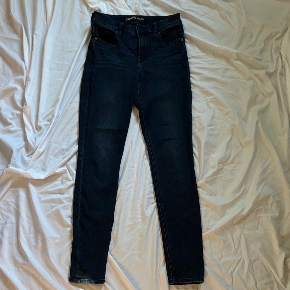 ✨New Listing✨ Express Dark Blue Women's Jeans